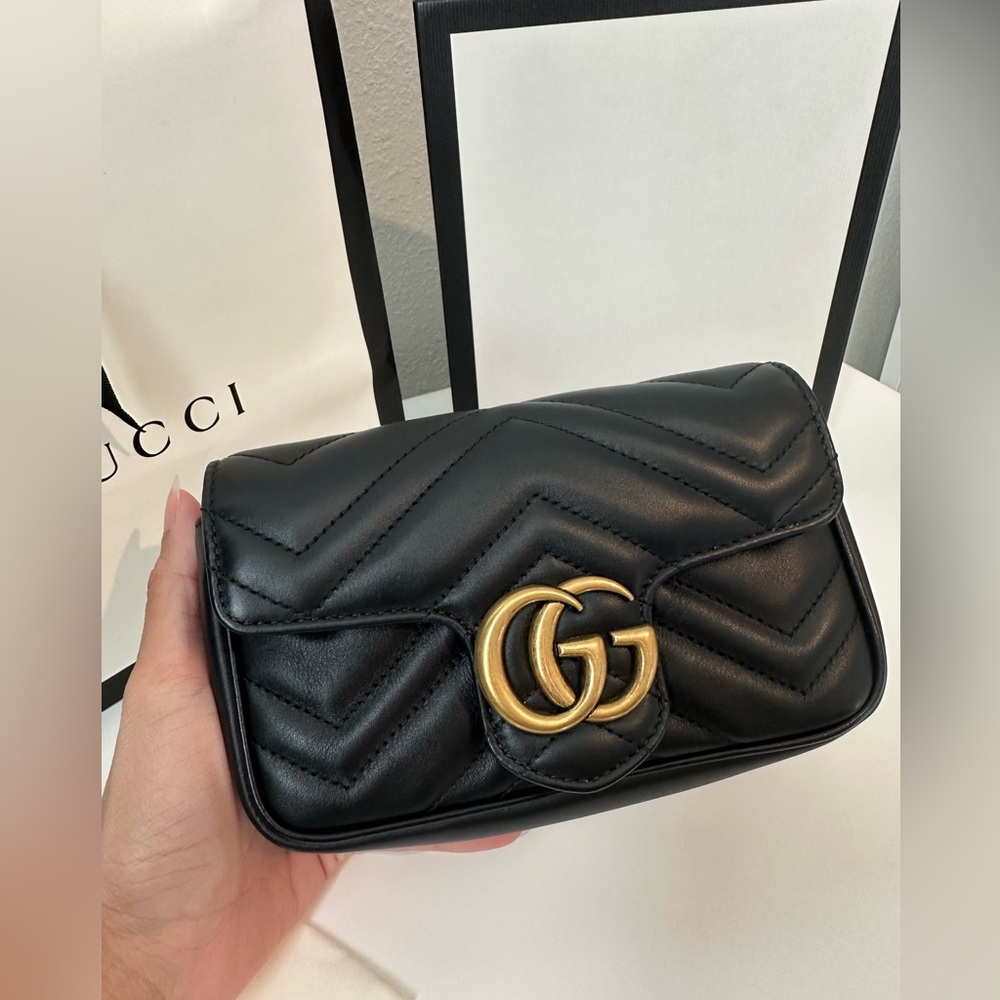 Gucci GG Marmont Super Mini Bag - Black